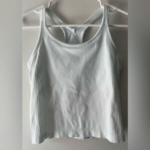 LAZY COZY BLUEISH WHITE RIBBED SEAMLESS WORKOUT TANK W/ BUILT IN BRA-SIZE LARGE